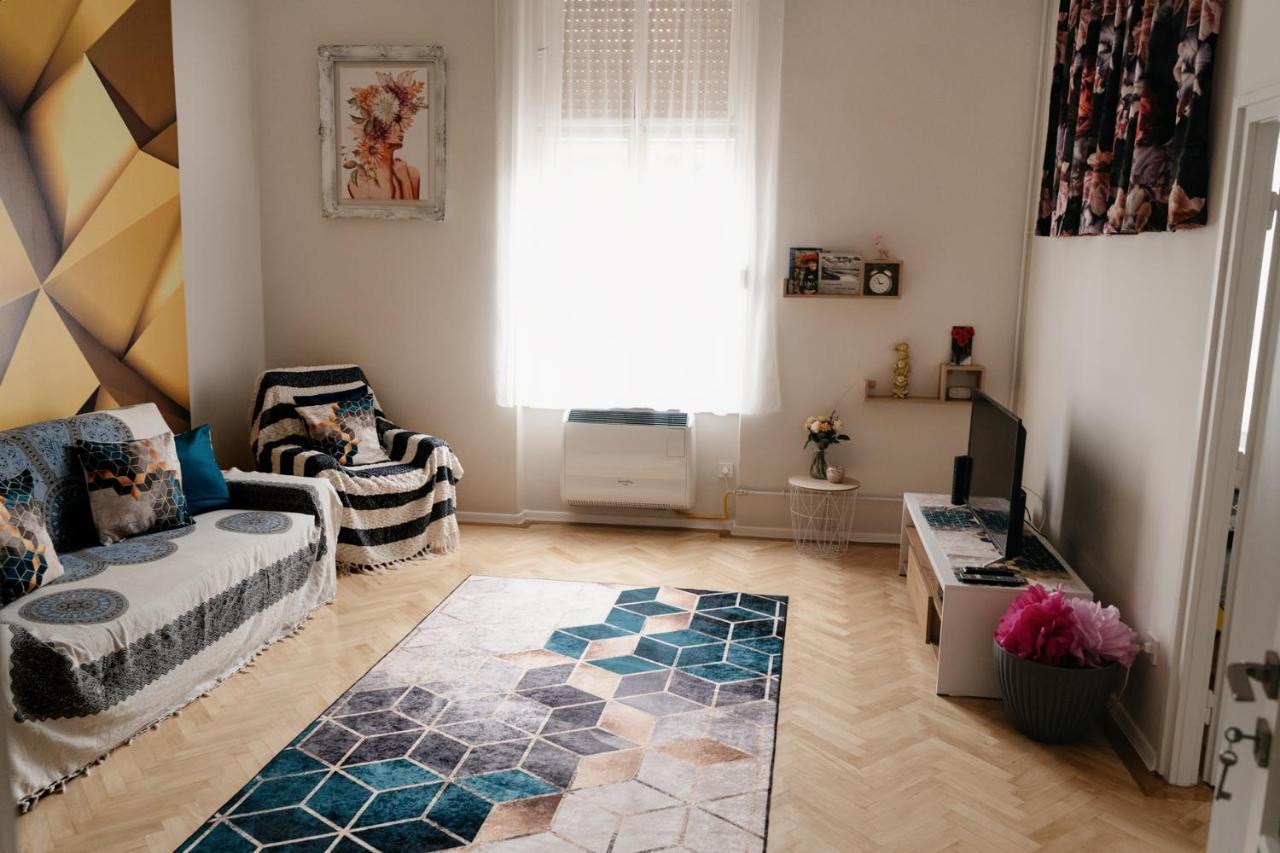 Fand Center Apartman Luxury Szeged Exterior foto